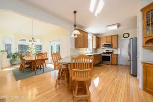 51 Outlook Ln, Freehold, NJ 07728 - Photo 15