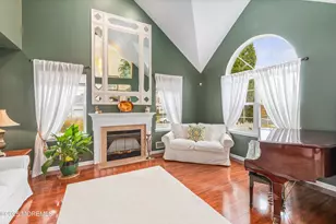2 Kristen Ct, Matawan, NJ 07747 - Photo 3