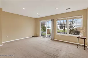 28 Golden Willows Ave, Lakewood, NJ 08701 - Photo 9