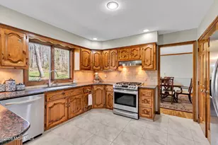 44 Bunker Hill Dr, Middletown, NJ 07748 - Photo 19