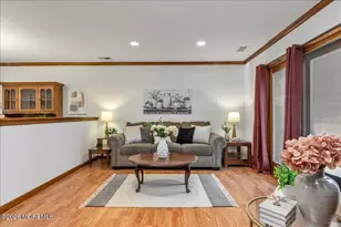 266 Gloucester Ct, Aberdeen Township, NJ 07747 - Photo 19