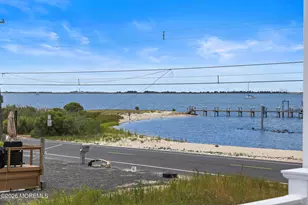 1131 S Green St, Tuckerton, NJ 08087 - Photo 5