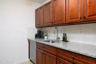 69 Arlington Ct, Holmdel, NJ 07733 - Photo 9