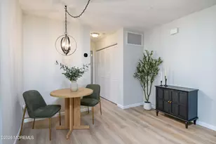 69 Arlington Ct, Holmdel, NJ 07733 - Photo 5