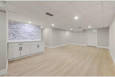 97 Windsor Drive, Eatontown, NJ 07724 - Photo 29