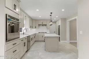 97 Windsor Dr, Eatontown, NJ 07724 - Photo 9