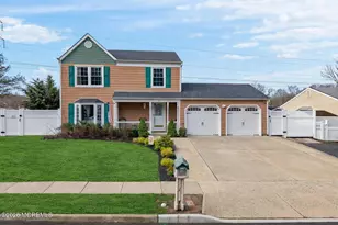 43 Concord Cir, Howell Township, NJ 07731 - Photo 1