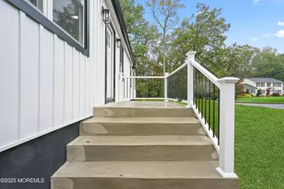 393 E Millstream Road, Cream Ridge, NJ 08514 - Photo 25