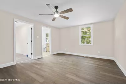 393 E Millstream Road, Cream Ridge, NJ 08514 - Photo 17