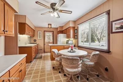 42 Parkview Drive, Hazlet Township, NJ 07730 - Photo 5