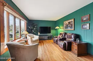 42 Parkview Dr, Hazlet Township, NJ 07730 - Photo 3