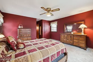 42 Parkview Dr, Hazlet Township, NJ 07730 - Photo 15