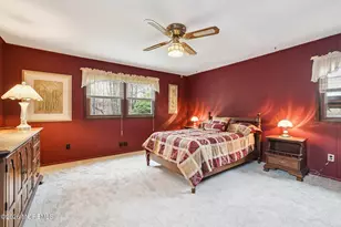 42 Parkview Dr, Hazlet Township, NJ 07730 - Photo 13