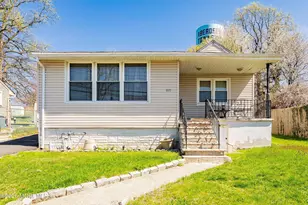 817 Shore Concourse, Keyport, NJ 07735 - Photo 1