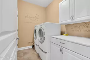 12 Cauthen Ct, Manalapan Township, NJ 07726 - Photo 23