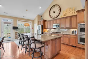 12 Cauthen Ct, Manalapan Township, NJ 07726 - Photo 11