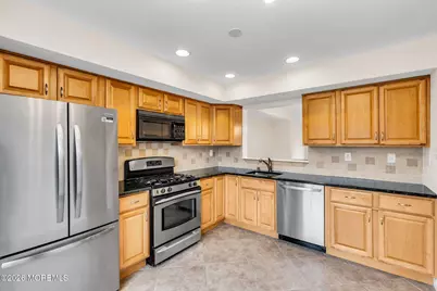 85 Dartmouth Place, Morganville, NJ 07751 - Photo 3