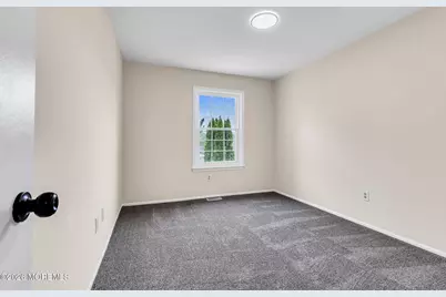 85 Dartmouth Place, Morganville, NJ 07751 - Photo 31