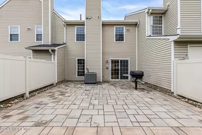 85 Dartmouth Place, Morganville, NJ 07751 - Photo 5