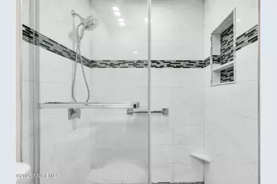 85 Dartmouth Place, Morganville, NJ 07751 - Photo 27