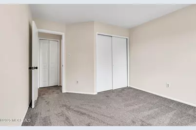 85 Dartmouth Place, Morganville, NJ 07751 - Photo 27