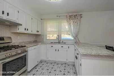 111 Valley Avenue, Highlands, NJ 07732 - Photo 13