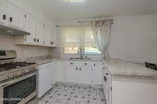 111 Valley Ave, Highlands, NJ 07732 - Photo 13