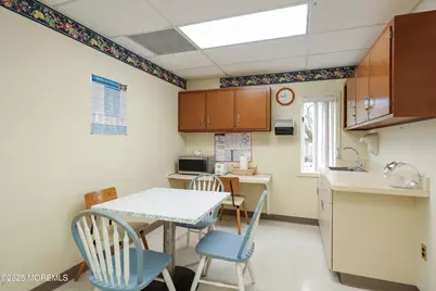 410 Coventry Drive, Lopatcong Township, NJ 08865 - Photo 29