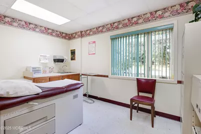 410 Coventry Drive, Lopatcong Township, NJ 08865 - Photo 15