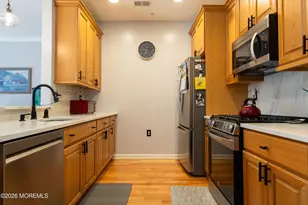 422 Sophee Ln, Lakewood, NJ 08701 - Photo 5