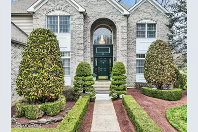 61 Lions Court, Freehold, NJ 07728 - Photo 3