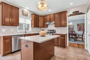 61 Lions Ct, Freehold, NJ 07728 - Photo 15