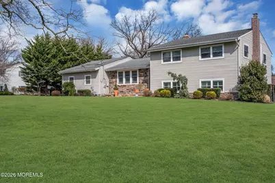 167 Cloverdale Circle, Tinton Falls, NJ 07724 - Photo 11