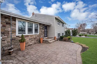 167 Cloverdale Circle, Tinton Falls, NJ 07724 - Photo 7