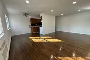 75 Stonehurst Blvd, Freehold, NJ 07728 - Photo 9