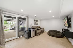 7 Annapolis Dr, Manalapan Township, NJ 07726 - Photo 33