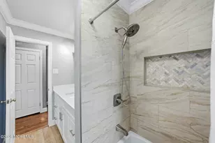 7 Annapolis Dr, Manalapan Township, NJ 07726 - Photo 21