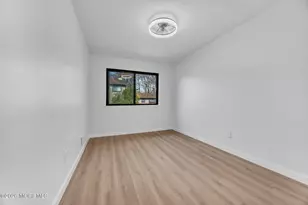 165 Penn Ct, Matawan, NJ 07747 - Photo 25