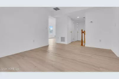 723 Woodland Avenue, Burlington, NJ 08016 - Photo 13