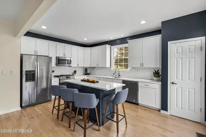 107 Whitlock Court, Manalapan Township, NJ 07726 - Photo 11