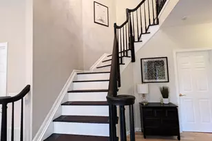 107 Whitlock Ct, Manalapan Township, NJ 07726 - Photo 5