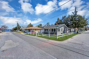 22 Harpoon St, Beachwood, NJ 08722 - Photo 3