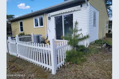 31 Chelsea Drive, Whiting, NJ 08759 - Photo 11