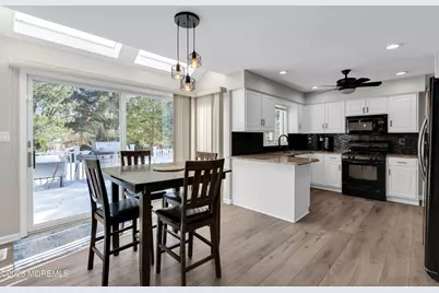 15 Lenape Trail, Freehold, NJ 07728 - Photo 9