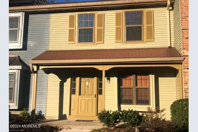 173 Edinburgh Court, Matawan, NJ 07747 - Photo 1