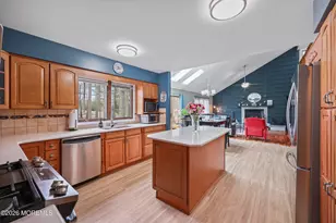 176 Stonehill Rd, Freehold, NJ 07728 - Photo 5
