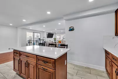 38 E Sunset Avenue E, Red Bank, NJ 07701 - Photo 17