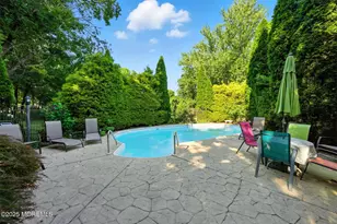 511 Burlington Rd, Freehold, NJ 07728 - Photo 37