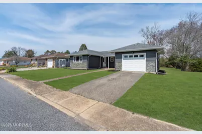 62 Barbados Drive S, Toms River Township, NJ 08757 - Photo 5