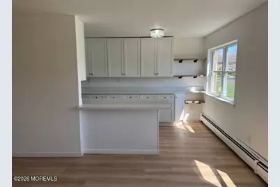 35 Manchester Court #D, Freehold, NJ 07728 - Photo 5